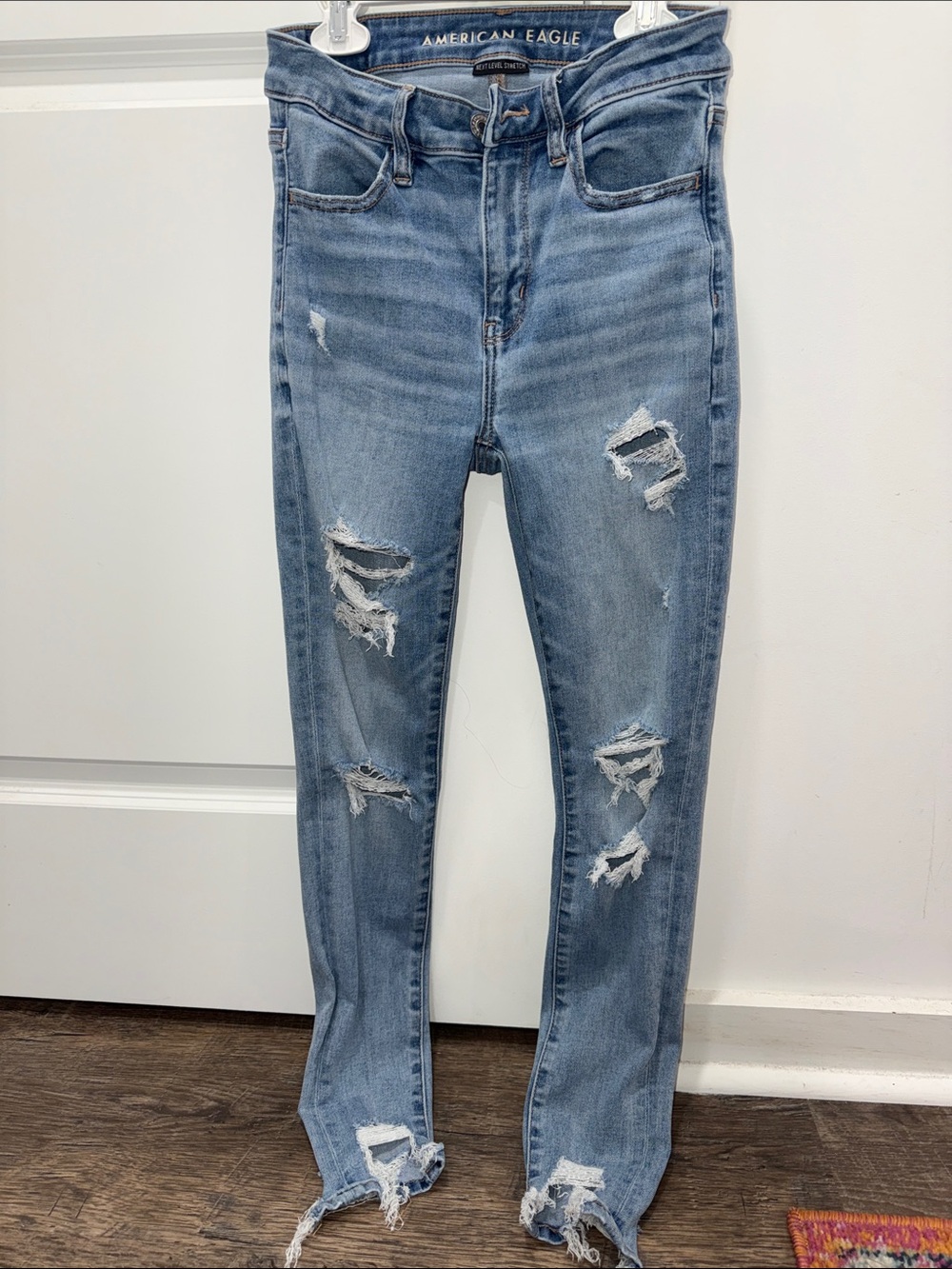American Eagle Outfitters Light Wash Ripped Skinny Jeans